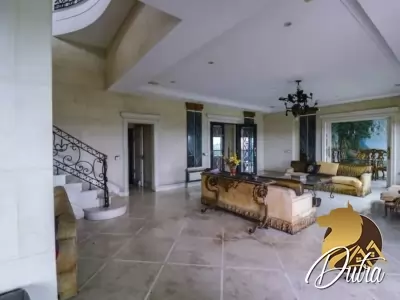 Saint Hilaire Paraíso 768m² 05 Dormitórios 05 Suítes 6 Vagas