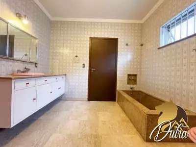 Padrão Vila Nova Conceição 474m² 04 Dormitórios 04 Suítes 4 Vagas