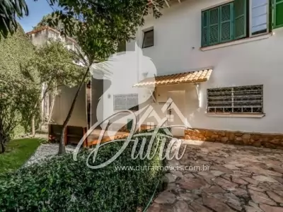 Padrão Jardim Europa 400m² 04 Dormitórios 02 Suítes 3 Vagas