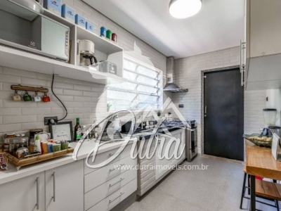 Padrão Jardim Europa 400m² 04 Dormitórios 02 Suítes 3 Vagas