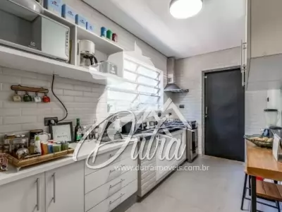 Padrão Jardim Europa 400m² 04 Dormitórios 02 Suítes 3 Vagas