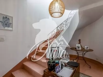 Padrão Jardim Europa 400m² 04 Dormitórios 02 Suítes 3 Vagas