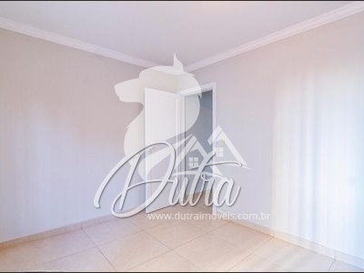 Casa de Condomínio Pinheiros Pinheiros 220m² 03 Dormitórios 2 Vagas