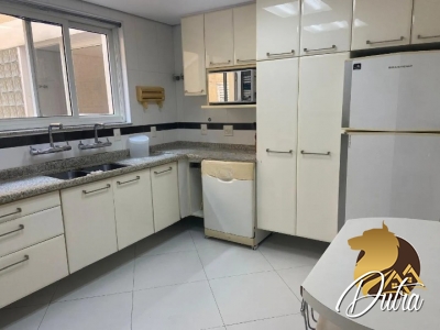 Padrão Campo Belo 682m² 03 Dormitórios 03 Suítes 8 Vagas