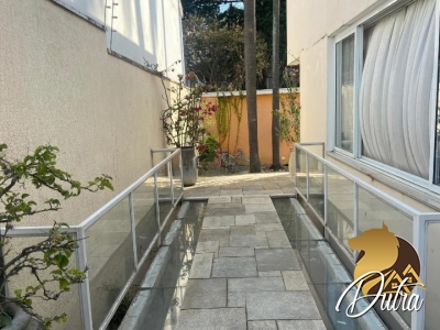 Padrão Campo Belo 682m² 03 Dormitórios 03 Suítes 8 Vagas