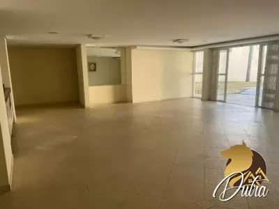 Padrão Campo Belo 682m² 03 Dormitórios 03 Suítes 8 Vagas