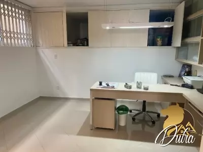 Padrão Campo Belo 682m² 03 Dormitórios 03 Suítes 8 Vagas