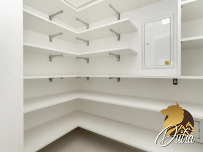 Araguari 561 Vila Uberabinha 184m² 03 Dormitórios 03 Suítes 3 Vagas