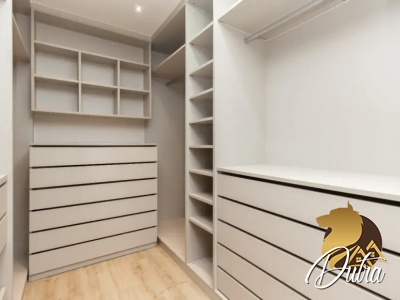 Araguari 561 Vila Uberabinha 184m² 03 Dormitórios 03 Suítes 3 Vagas