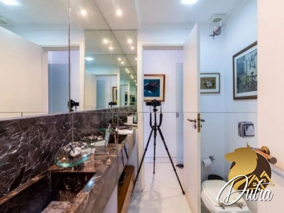 Saint James Park Indianópolis 220m² 03 Dormitórios 03 Suítes 3 Vagas