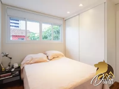 Casa de Vila Vila Olímpia Vila Olímpia 160m² 03 Dormitórios 03 Suítes 2 Vagas