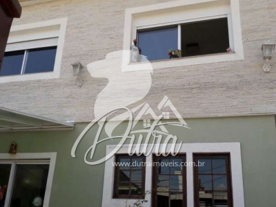 Casa Jardim Londrina 250m² 3 Dormitórios 1 Suíte 4 Vagas