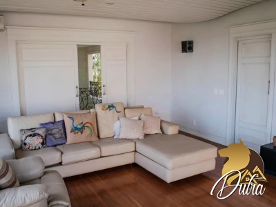 Saint Hilaire Paraíso 768m² 05 Dormitórios 05 Suítes 6 Vagas