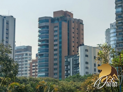 Saint Hilaire Paraíso 768m² 05 Dormitórios 05 Suítes 6 Vagas