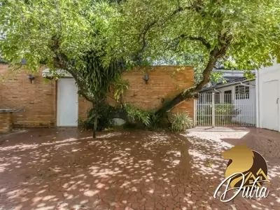 Padrão Jardim Paulista 345m² 05 Dormitórios 03 Suítes 4 Vagas