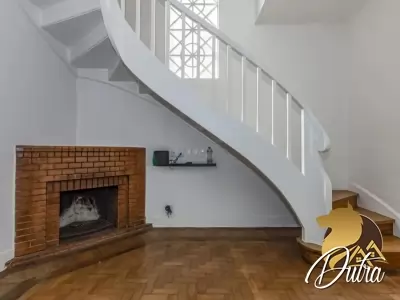 Padrão Jardim Paulista 345m² 05 Dormitórios 03 Suítes 4 Vagas