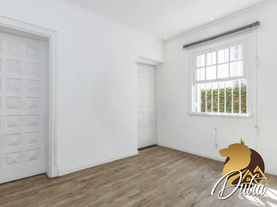Padrão Jardim Paulista 345m² 05 Dormitórios 03 Suítes 4 Vagas