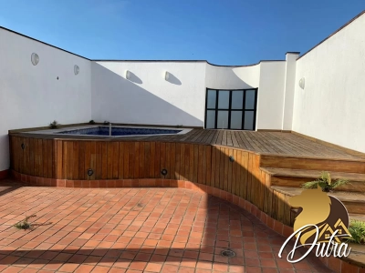 Parthenon Bosque da Saúde 340m² 04 Dormitórios 04 Suítes 5 Vagas