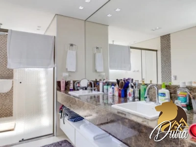 Via Condotti Indianópolis 261m² 03 Dormitórios 03 Suítes 5 Vagas