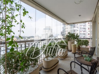 Jardim de Ville Itaim Bibi 294m² 3 Suítes 5 Vagas