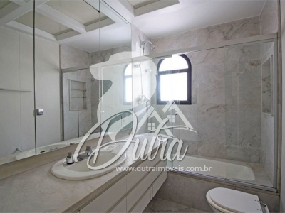 Monte Carlo Jardim Paulista 276m² 04 Dormitórios 03 Suítes 3 Vagas