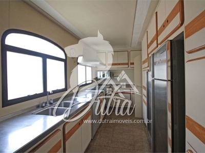 Monte Carlo Jardim Paulista 276m² 04 Dormitórios 03 Suítes 3 Vagas