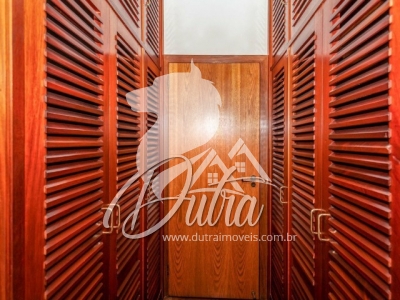 Villa D Este Indianópolis 157m² 03 Dormitórios 03 Suítes 2 Vagas