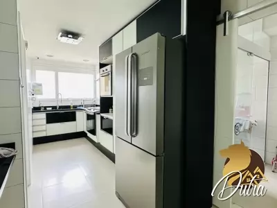 Campo Belissimo Campo Belo 220m² 03 Dormitórios 03 Suítes 4 Vagas