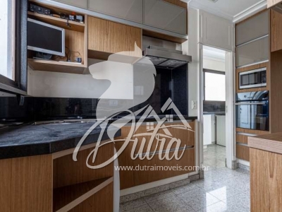 Paço de Sevilha Brooklin Paulista 440m² 04 Dormitórios 04 Suítes 4 Vagas