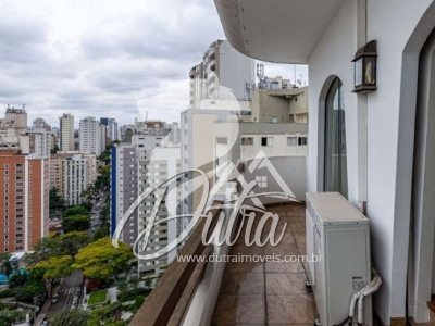 Paço de Sevilha Brooklin Paulista 440m² 04 Dormitórios 04 Suítes 4 Vagas