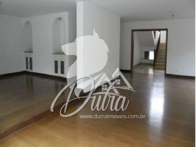 Casa Alto de Pinheiros 610m² 4 Dormitórios 3 Suítes 4 Vagas