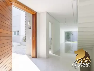 Condomínio Hipica gardem Chácara Santo Antônio (Zona Su 525m² 04 Dormitórios 04 Suítes 5 Vagas