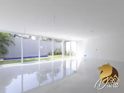 Condomínio Hipica gardem Chácara Santo Antônio (Zona Su 525m² 04 Dormitórios 04 Suítes 5 Vagas