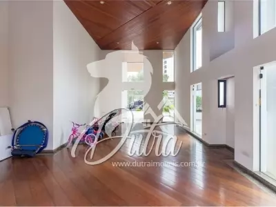 Lugano Moema Indianópolis 220m² 04 Dormitórios 02 Suítes 3 Vagas