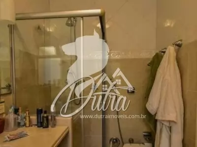 Padrão Campo Belo 357m² 04 Dormitórios 04 Suítes 5 Vagas