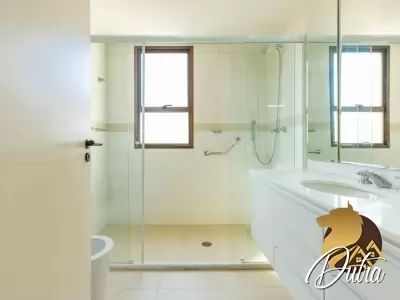 Maria Silvia Moema 170m² 03 Dormitórios 01 Suítes 2 Vagas