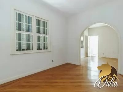 Padrão Jardim América 393m² 04 Dormitórios 04 Suítes 5 Vagas