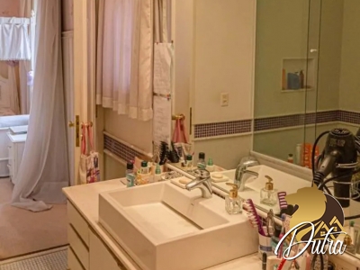 Padrão Jardim Paulista 539m² 04 Dormitórios 04 Suítes 3 Vagas