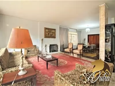 Padrão Jardim Luzitânia 454m² 04 Dormitórios 01 Suítes 4 Vagas