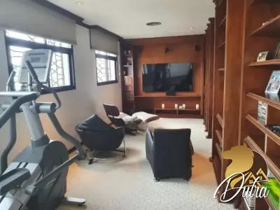 Cerqueira Cesar Cerqueira César 858m² 04 Dormitórios 04 Suítes 5 Vagas