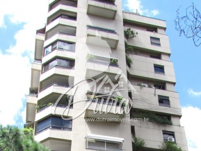 Sabuji Jardim Europa Cobertura Triplex 604 m² 4 Suítes 4 Vagas