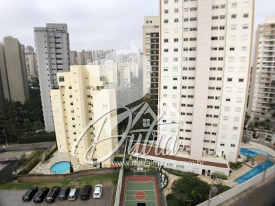 Edifício Montecelli Vila Suzana 205m² 03 Dormitórios 03 Suítes 3 Vagas