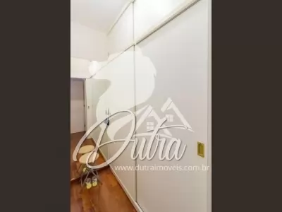 Casa de Condomínio Brooklin 180m² 04 Dormitórios 03 Suítes 4 Vagas