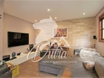 Casa de Condomínio Brooklin 180m² 04 Dormitórios 03 Suítes 4 Vagas