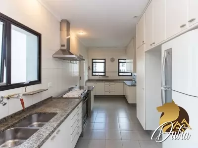 Maison Saint Valery Moema 600m² 04 Dormitórios 03 Suítes 4 Vagas