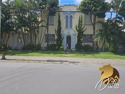 Padrão Jardim Paulista 237m² 04 Dormitórios 02 Suítes 7 Vagas