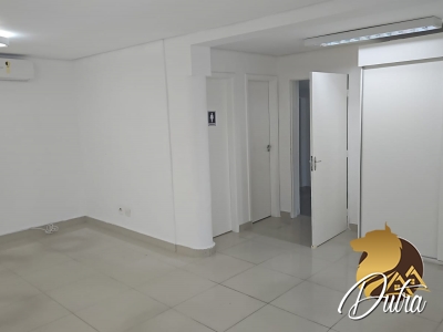 Padrão Jardim Paulista 237m² 04 Dormitórios 02 Suítes 7 Vagas