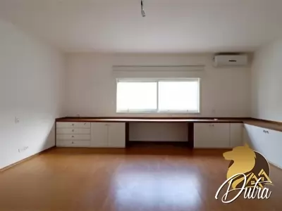 Casa na Vila Nova Conceição Vila Nova Conceição 482m² 05 Dormitórios 05 Suítes 10 Vagas