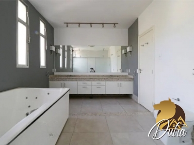 Casa na Vila Nova Conceição Vila Nova Conceição 482m² 05 Dormitórios 05 Suítes 10 Vagas