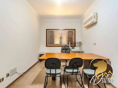 Padrão Jardim Paulista 920m² 06 Dormitórios 06 Suítes 10 Vagas
